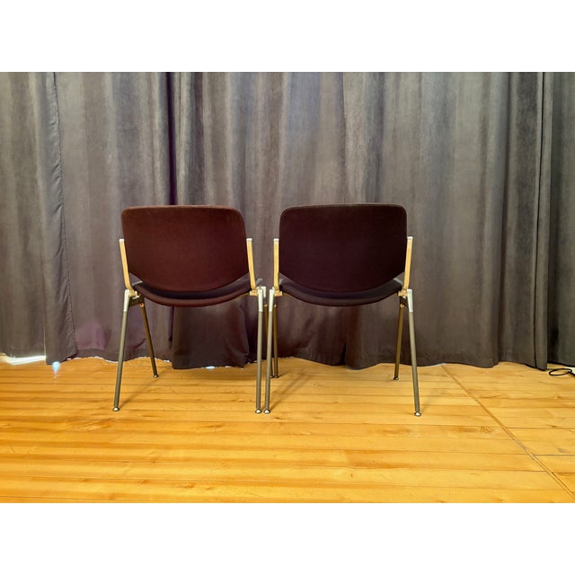 1970s DSC 106 Chairs by Giancarlo Piretti for Anonima Castelli, Italy, 1970s, Set of 2 For Sale - Image 5 of 12