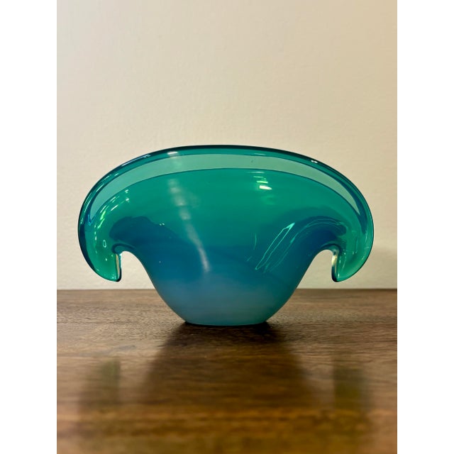 Italian Vintage Rare Italian Murano 1970s Shell Clam Bowl Aqua Blue Opal For Sale - Image 3 of 9