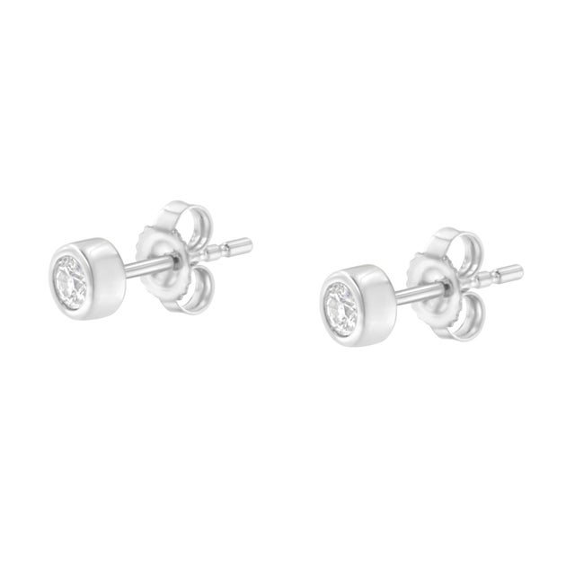 Haus of Brilliance 10K White Gold 0.15 Cttw Round Brilliant-Cut Near Colorless Diamond Bezel-Set Stud Earrings (H-I Color, I1-I2 Clarity) - 2 Pieces For Sale - Image 4 of 6