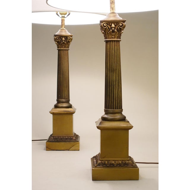 1960s Large Pair Westwood Neoclassical Hollywood Regency Corinthan Column Bronzed Brass Table Lamps 1960's Tony Paul For Sale - Image 5 of 10