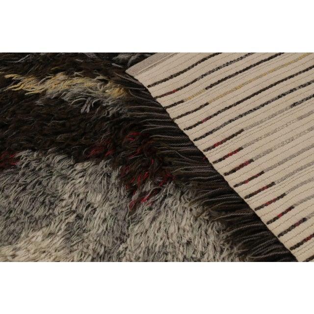 Textile Vintage Swedish Rya Rug With Cream and Gray Geometric Design - Rug & Kilim For Sale - Image 7 of 9