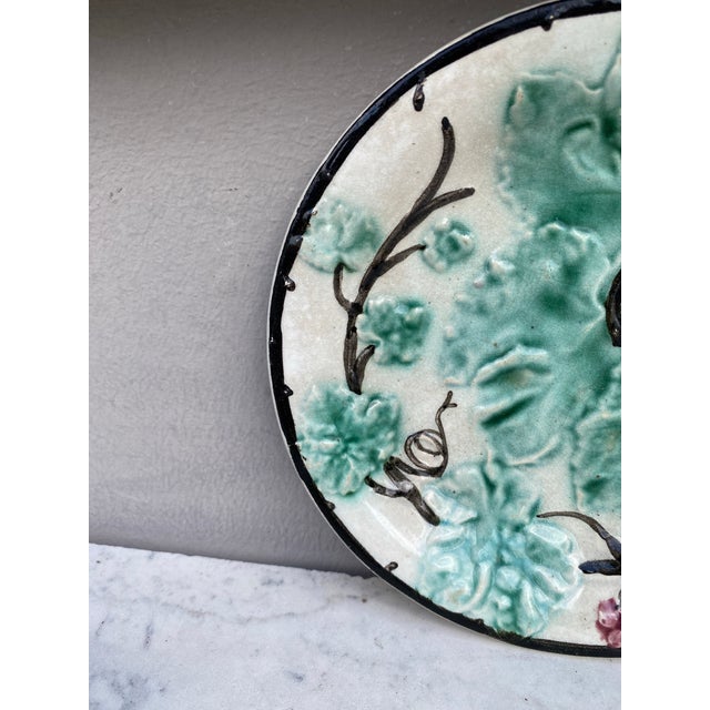 French Country French Majolica Leaves Plate, Circa 1880 For Sale - Image 3 of 4