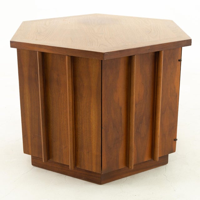 Lane Rhythm Mid Century Hexagonal Round Walnut Side End Table Chairish