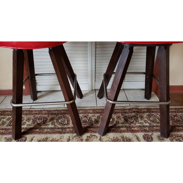 Vintage Modern Heavy Duty Red Vinyl High Back Swivel Bar ... (640 x 640 Pixel)