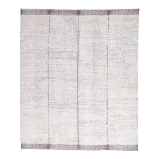 Mid 20th Century Living Room Earthly White Kilim Rug For Sale