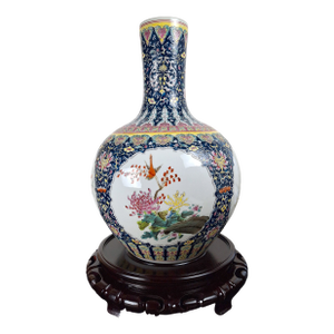 Large Chinese Porcelain Huaniao Tianqiuping