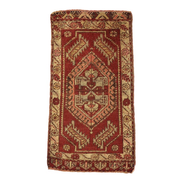 Vintage Turkish Yastik Rug - 01'06 X 02'10 For Sale