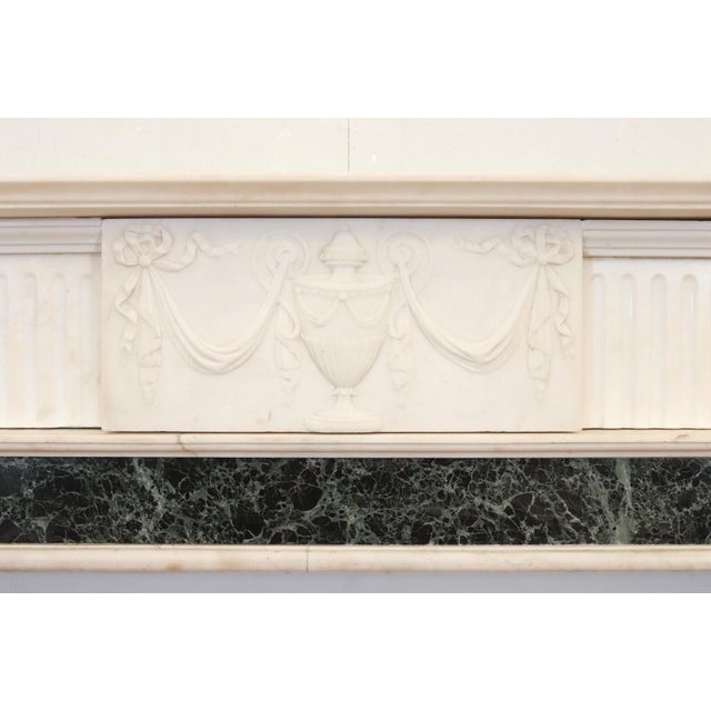 Regency White Marble Mantel With Emerald Green Marble Inlay For Sale In New York - Image 6 of 13