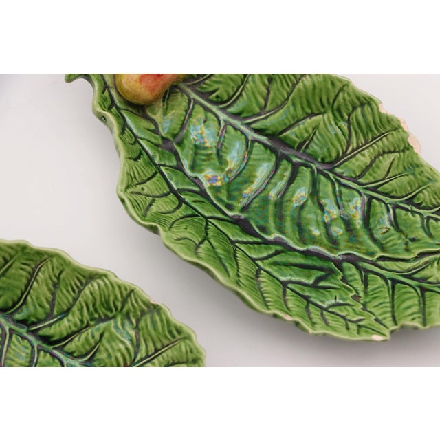 Ceramic 1930s Set of Two Small Serving Dishes by Bordallo Pinheiro, Featuring a Design of Cherries on Leaves For Sale - Image 7 of 12