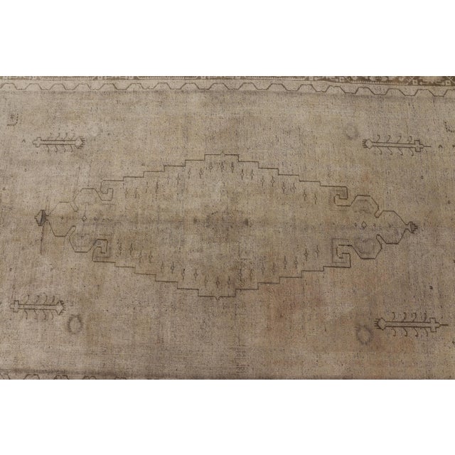 Vintage Turkish Oushak Rug With Tribal/Floral Medallion Design in Tan and Taupe For Sale In Atlanta - Image 6 of 11