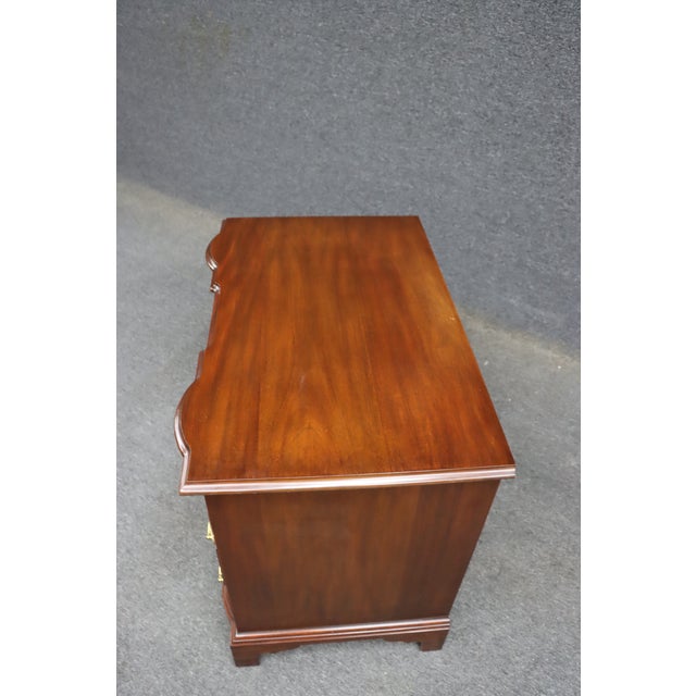 Henkel Harris Thomas Jefferson Monticello Mahogany Blockfront Kneehole Desk For Sale - Image 15 of 16