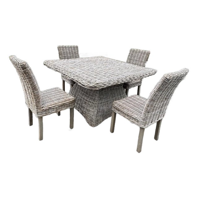 Fabulous Vintage Rattan Coastal Dining Set For Sale