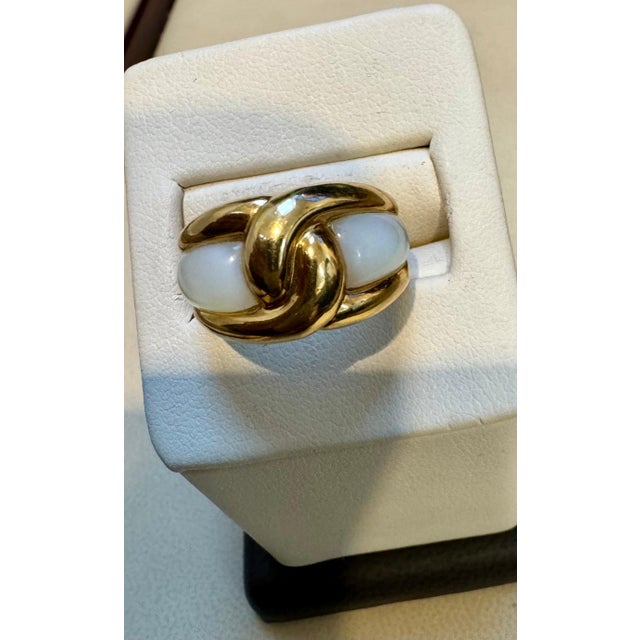Van Cleef & Arpels Contemporary Mother of pearl “Twisted” Ring 18KY Gold Size5.5 For Sale - Image 12 of 18