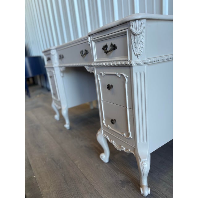 1960s Ornate French Provincial Style Writing Desk / Vanity in Soft Beige-Grey With Carved Details For Sale - Image 6 of 6