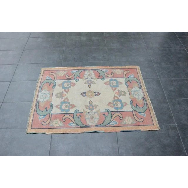 Art Deco 1960s Anatolian Floral Oushak Carpet For Sale - Image 3 of 10