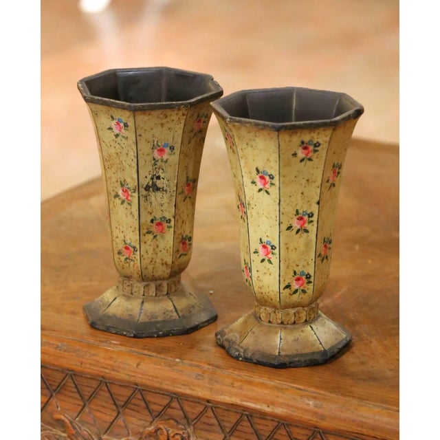 Early 20th Century Pair of Early 20th Century French Hand-Painted Composition Flower Vases For Sale - Image 5 of 8
