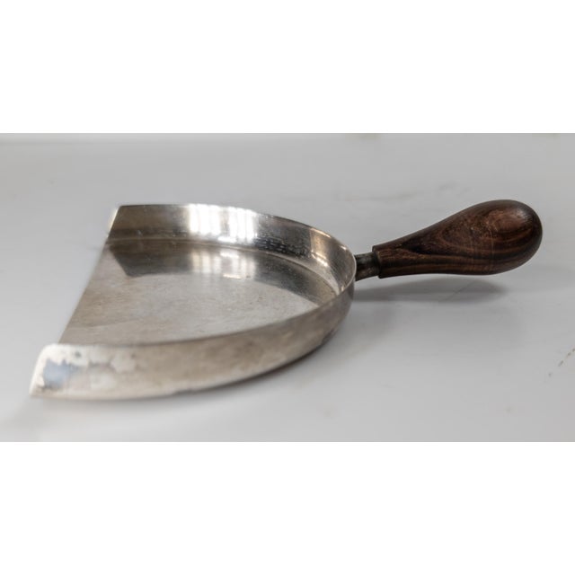 Mid 20th Century Mid-Century Modern Italian Silverplate Silent Butler Crumber by Woodward and Lothrop For Sale - Image 5 of 8