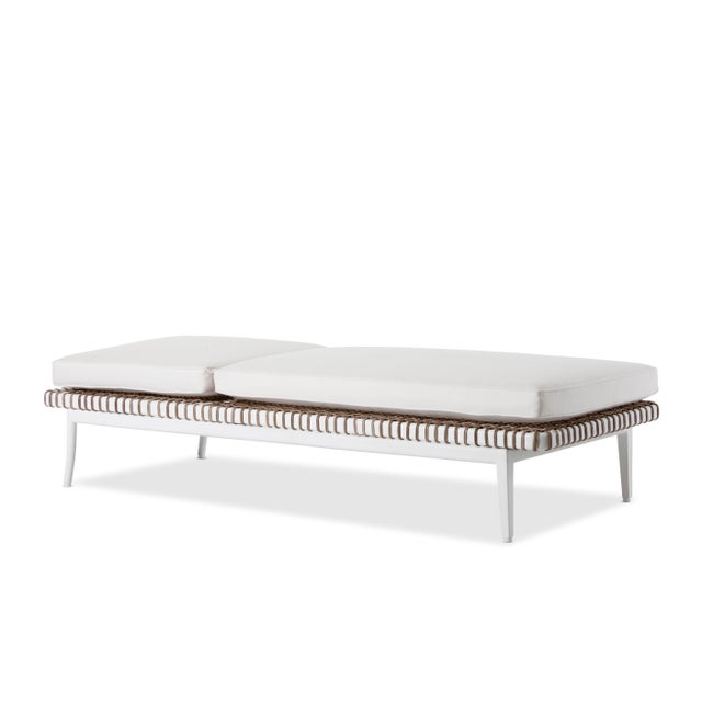 A collection that conveys elegance with its simple, clean design. An expression of neo-modernism for comfort and beauty in...