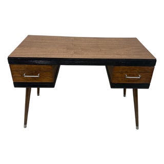 Vintage Mid-Century Modern Walnut Veneer 2-Drawer Desk With Black Trim For Sale
