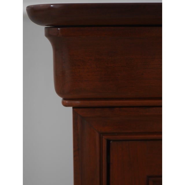 Stickley Cherry Sliding Door Media Entertainment Cabinet For Sale - Image 9 of 18