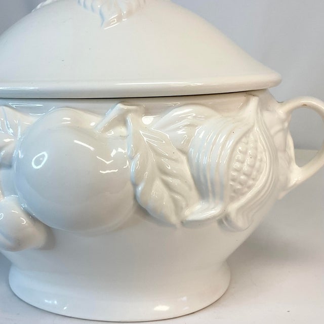 1980s Vintage Hollywood Regency Ironstone Soup Tureen With Fruit Motif - 3 Piece Set. For Sale - Image 5 of 12