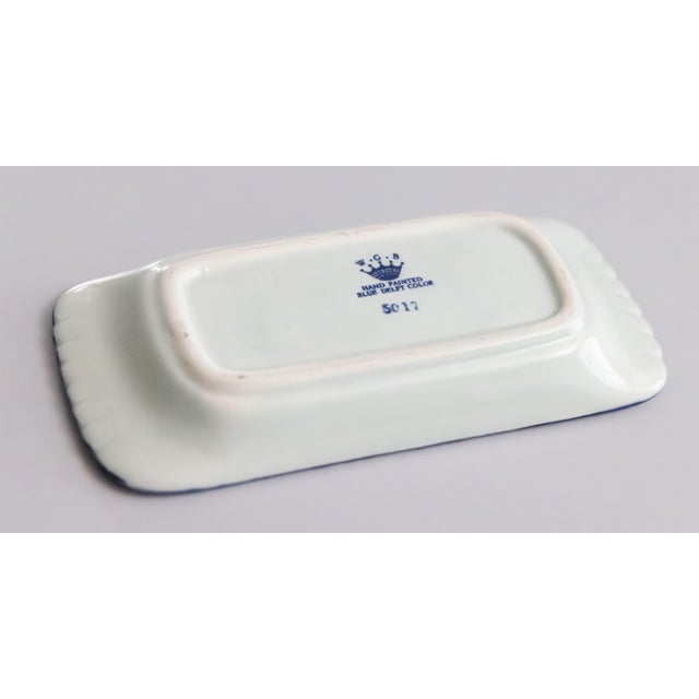 Vintage Dutch Delft Blue & White Floral Jewelry Dresser Tray Vide-Poche For Sale In Houston - Image 6 of 7