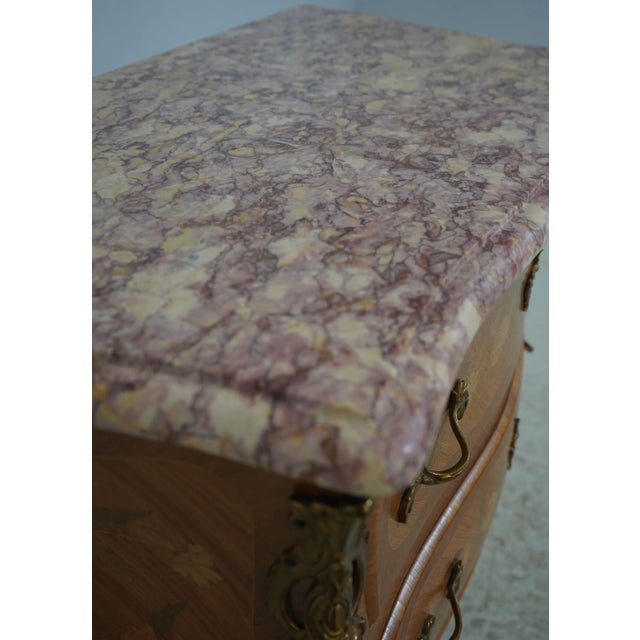 French Louis XV Marble Top Commode Accent Chest For Sale - Image 9 of 17