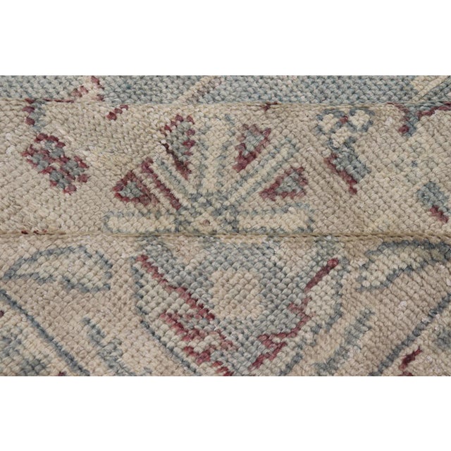 Antique Turkish Oushak Rug With Medallion With Light Gray-Blue, Cream, and Brown For Sale - Image 11 of 12