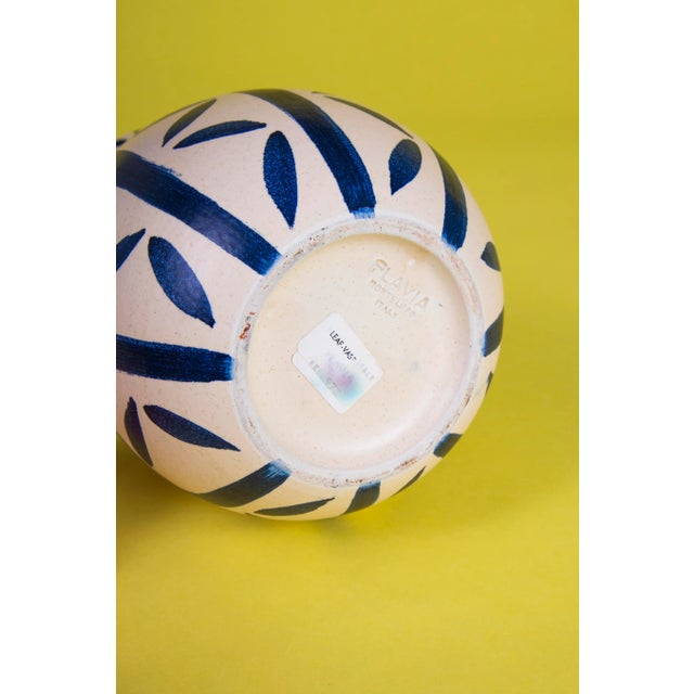 1970's Hand Painted Italian Flavia Montelupo Vase For Sale In Raleigh - Image 6 of 7