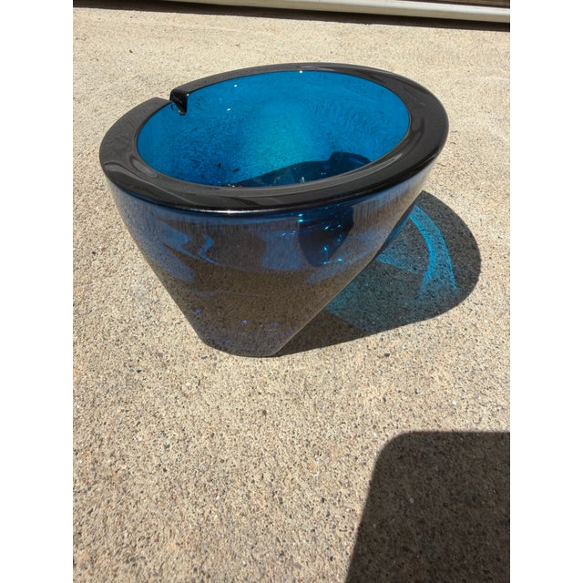 Mid-Century Modern Viking Glass Tripod Ashtray For Sale - Image 3 of 4