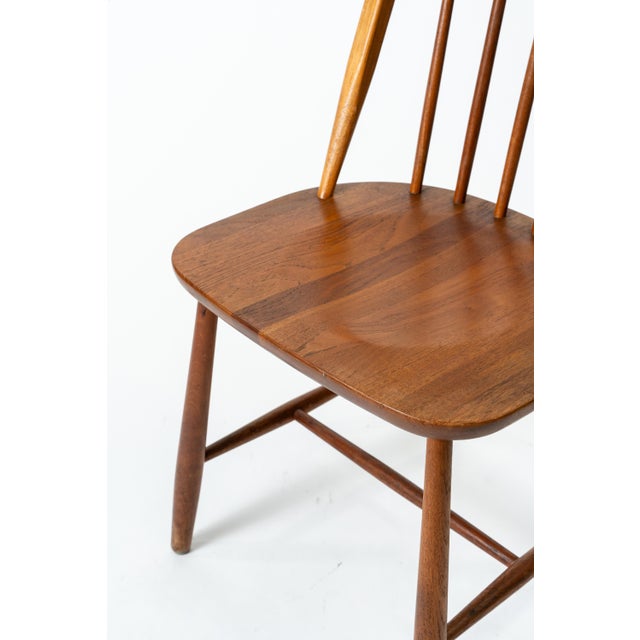 Mid-Century Modern Windsor Teak Dining Chairs by Erik Ole Jørgensen for Tarm Stole Møbelfabrik, 1960s, Set of 6 For Sale - Image 3 of 8