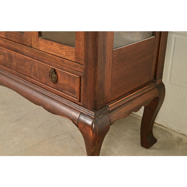 Berkey & Gay Style Antique Queen Anne Carved Mahogany Bookcase or Bar Cabinet, Circa 1920s For Sale - Image 10 of 15