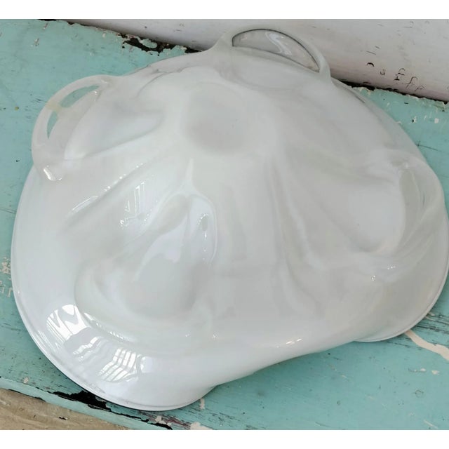 Everything you want to see in a Murano bowl, swirls, colors and sparkles! Rolled edge and lovely feet. Please use photos...