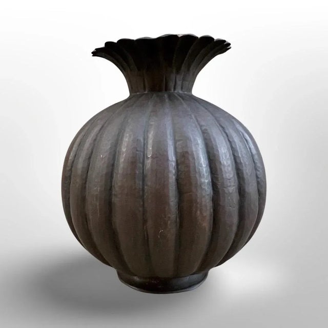 Italian 1960s Egidio Casagrande Italian Modernist Brass Urn For Sale - Image 3 of 9