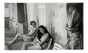 Alain Daussin, Trois filles Saint Tropez, 2002, Silver Print