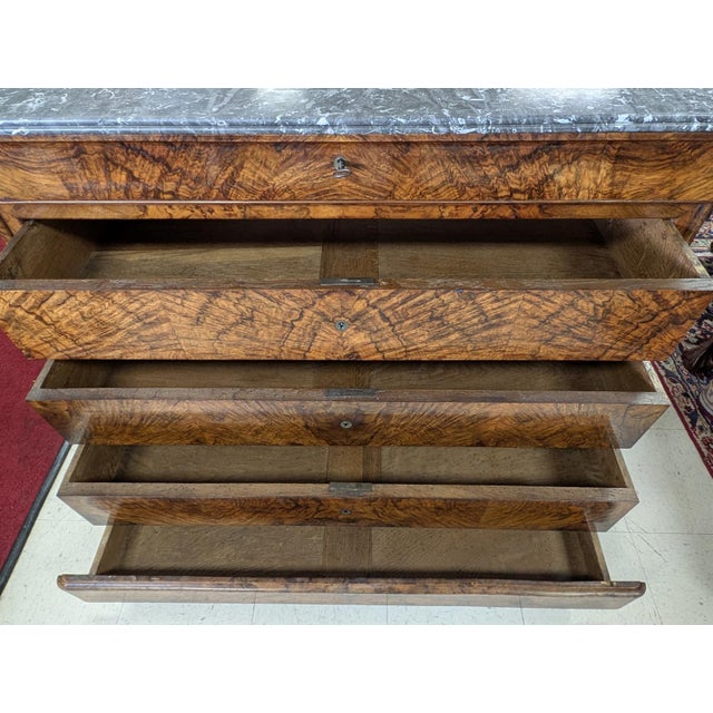 Antique French Louis Philippe Burl Walnut Marble-Top Commode, Circa 1850’s For Sale In Atlanta - Image 6 of 12