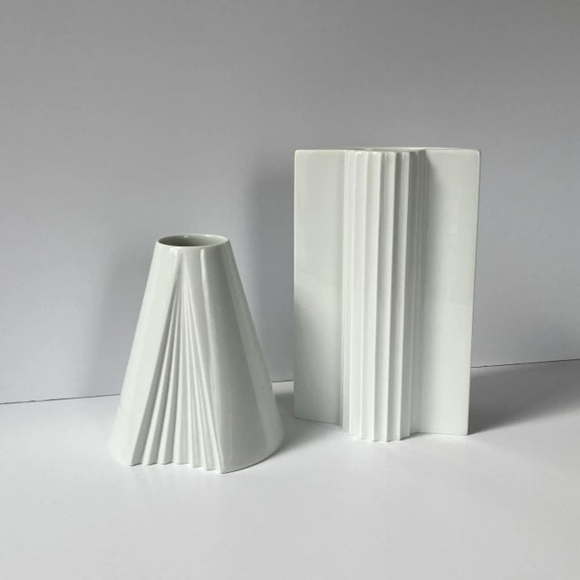 1980s 1980s Rosenthal and Thomas Keramik White Porcelain Vases With Pleat Details - Set of Two For Sale - Image 5 of 12