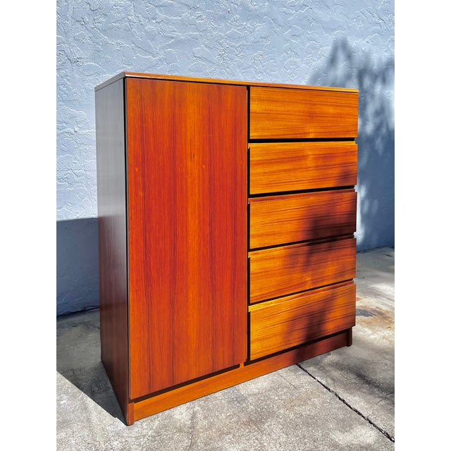 Danish Mid 20th Century Modern Teak Highboy Dresser or Gentlemen’s Chest For Sale - Image 4 of 17
