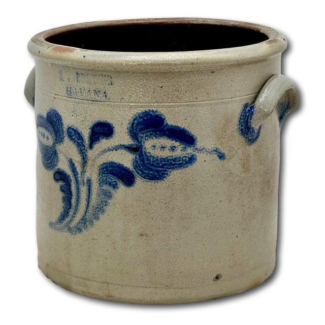 Ceramic Excellent 1850s Antique American Blue 2 Gallon Flower Decorated Stoneware Jar by S. T. Brewer - Havana New York For Sale - Image 7 of 18