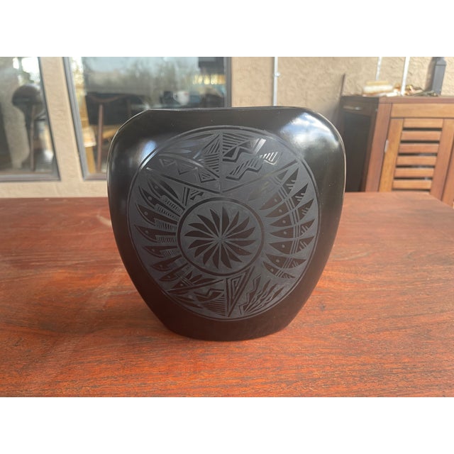 Native American Native American Navajo Marvin Blackmore Black Pottery Oval Vase For Sale - Image 3 of 6