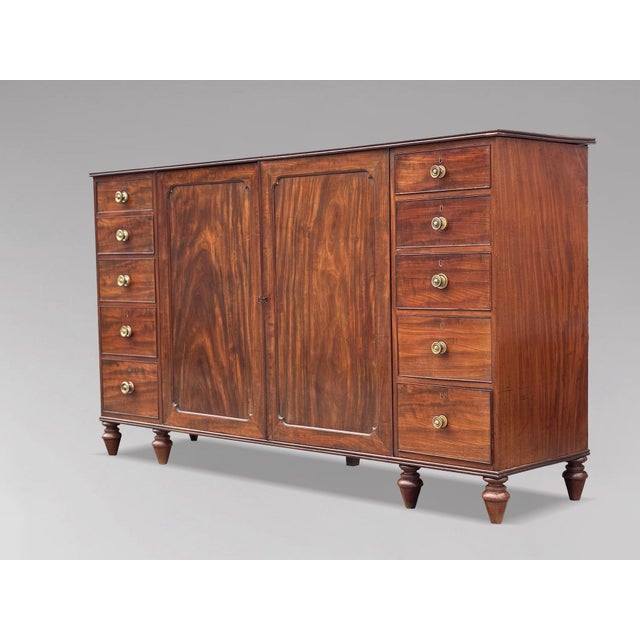 George III Mahogany Gentleman's Press, 1790s For Sale - Image 3 of 13