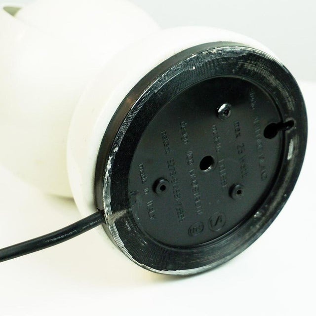 White Eclisse Table Lamp attributed to Vico Magistretti for Artemide, Italy, 1960s For Sale - Image 9 of 15