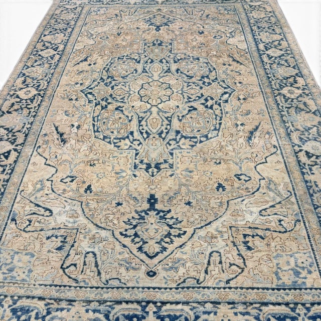 Antique Heriz Rug 8x11 | Light Beige & Blue Floral Medallion For Sale - Image 4 of 5