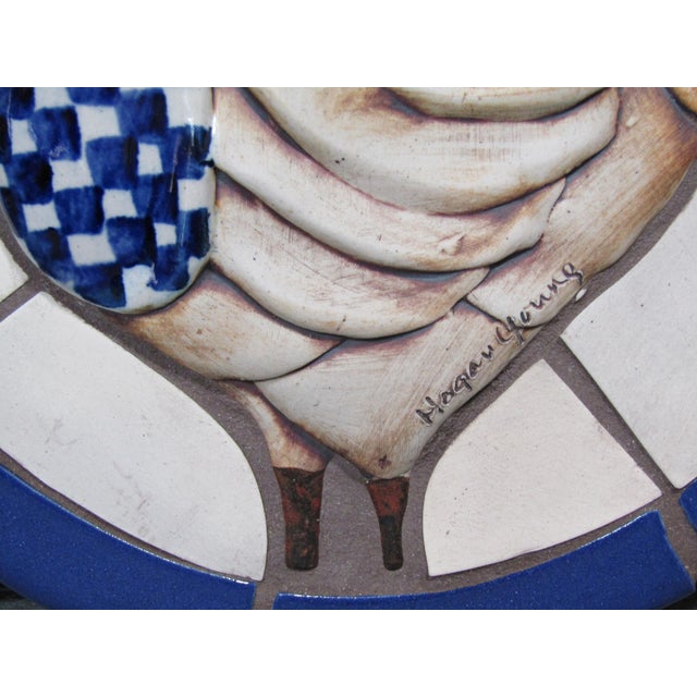 1970s Hogan Young Signed Mosaic Rooster Wall Plaque – 11.25" Round For Sale In Austin - Image 6 of 10