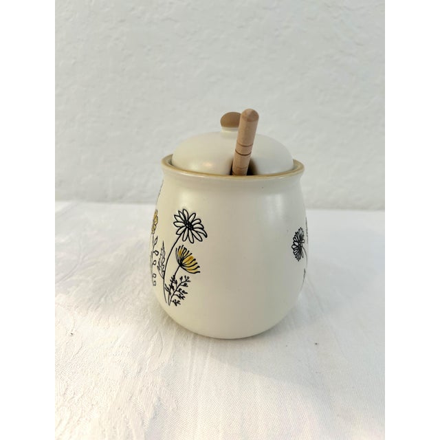 French Country Bumble Bee Ceramic Honey Pot W/Stirrer For Sale - Image 3 of 6