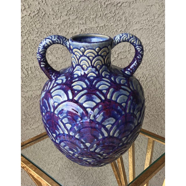 Late 20th-Century Safi-Style Earthenware Dual-Handled Pottery Vessel Drenched in Deep Cobalt Blue & Byzantium Purple, Mexico For Sale - Image 16 of 18
