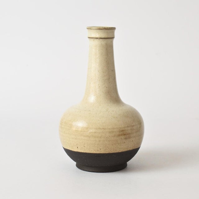 Small Danish Ceramic Vase from Hyllested, 1960s For Sale - Image 4 of 9