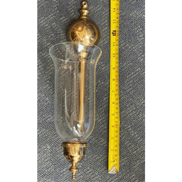 Early 20th Century Virginia Metalcrafters Williamsburg Brass and Glass Wall Sconce Candle Holder For Sale - Image 4 of 4