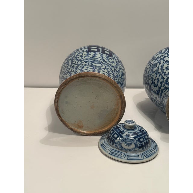 Late 19th Century Antique Chinese Blue and White Lidded Wedding Jars -a Pair For Sale - Image 5 of 12