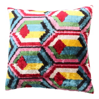Contemporary Bohemian Gray Décor Hand Knotted Pillow For Sale